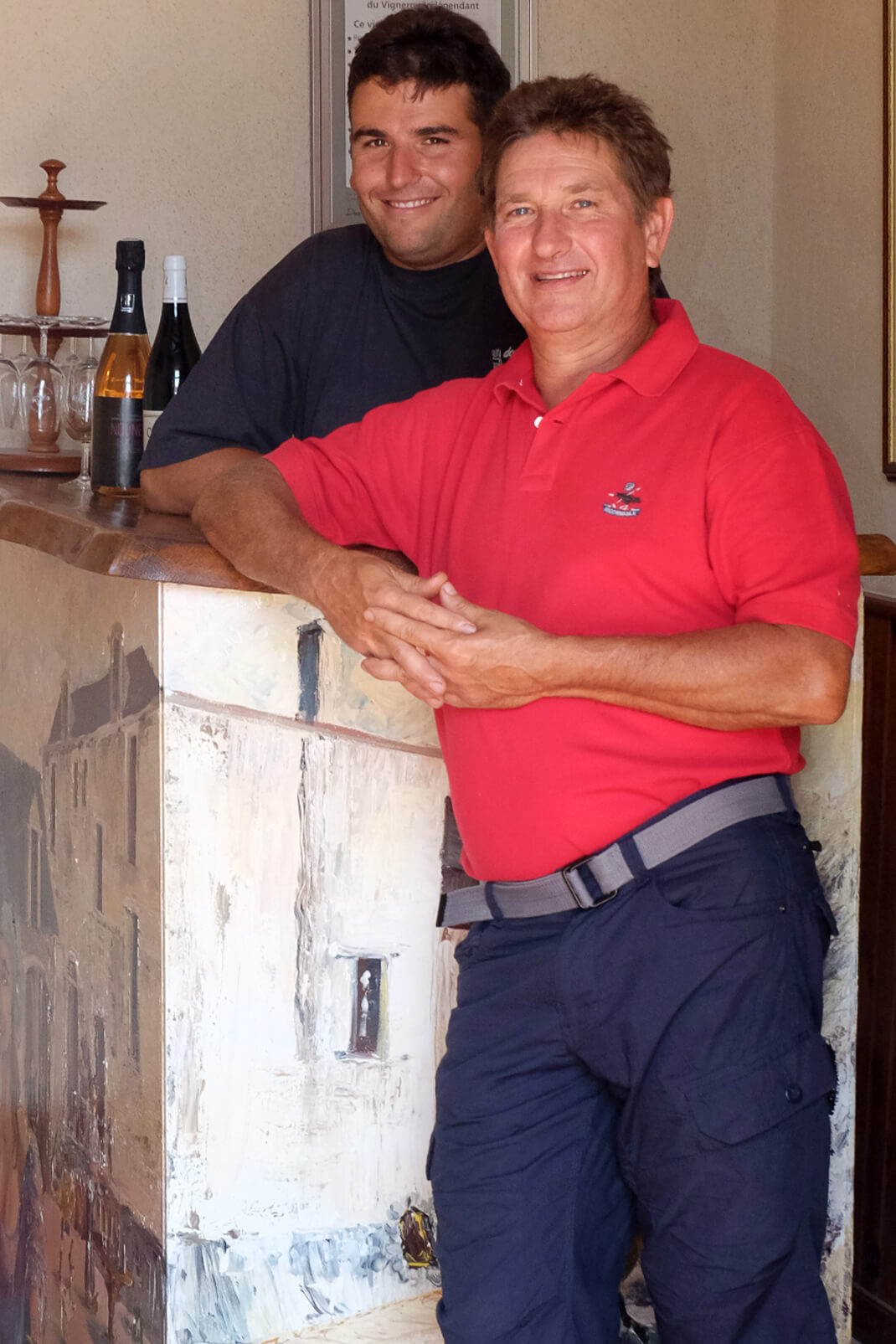 Portrait de Vincent et Matthieu Bellivier du domaine Bellivier, vignerons en AOC Chinon à Huisme